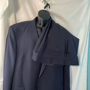 Men’s navy blue 2 button suit Sz. 52 L. Big and tall. Pronto Uomo brand.